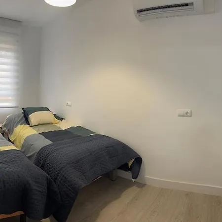 Turisticos Claras 1 *